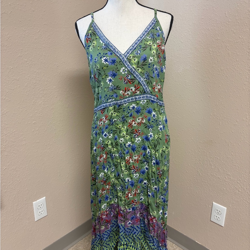 Myra Bag Green Floral Midi Dress
